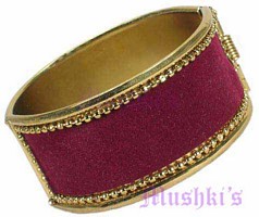 lac bangle - click here for large view